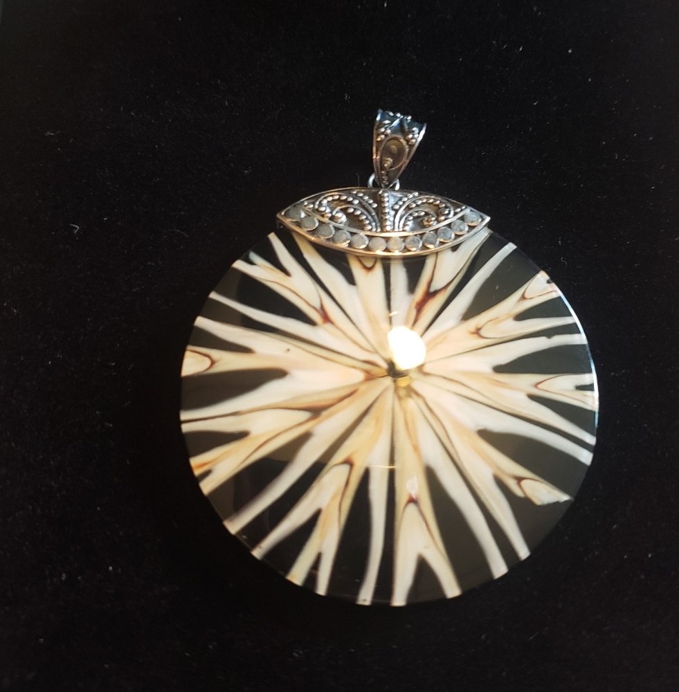 Elegant Black and Cream Pendant
